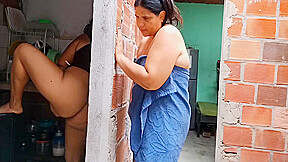 My Stepmothers Husband Is Working And I Masturbate Watching Her Big Ass While She Talks On The Phone With Her Lover