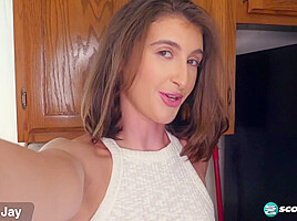 Jordan is a student and California girl who gets off for you in her kitchen
