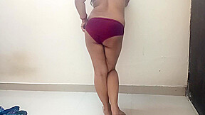 Dolly Bhabhi In Western Look Doing A Cam Show For Her Client
